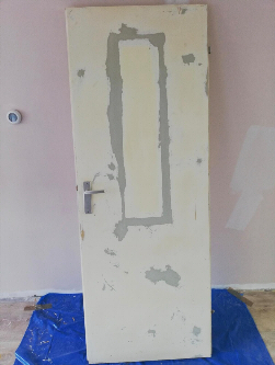 Odaymo schilder en decoratiewerk streeft naar duurzaamheid. Als bijvoorbeeld een paneeldeur gerenoveerd kan worden dan is dat niet alleen duurzaam maar vaak ook een goedkoper en mooier alternatief dan een compleet nieuwe deur.